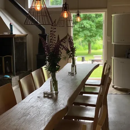Holiday home Morellgarden
