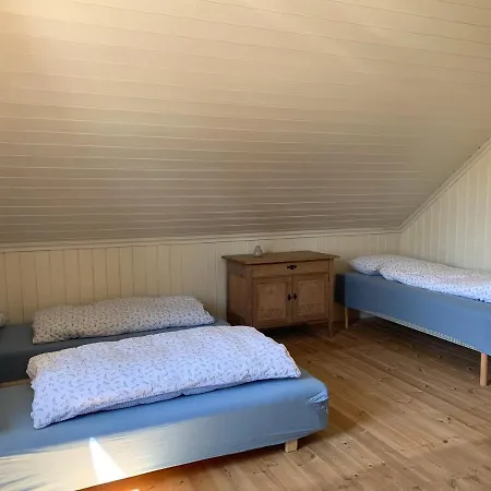 Morellgarden * Larvik